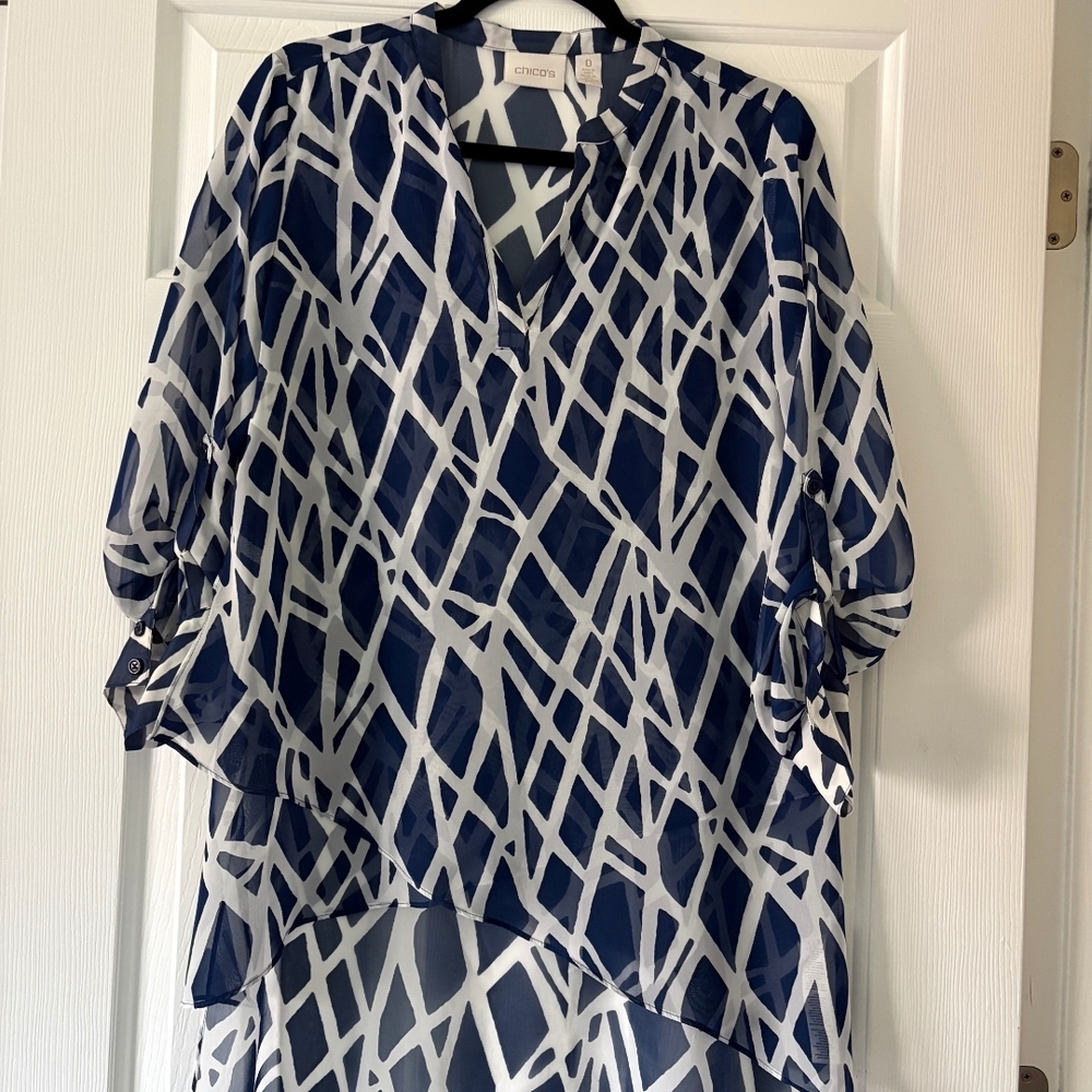 Chico's Navy and White Abstract Pattern Blouse